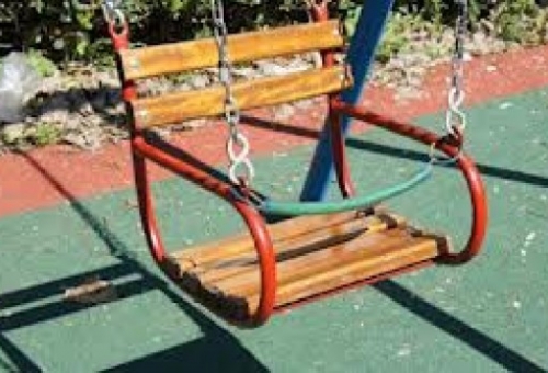 Κλείνουν παιδικές χαρές στη Σπάρτη