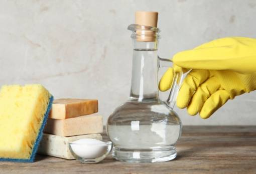 3 σημεία στο σπίτι που μπορείς να καθαρίσεις με ξύδι