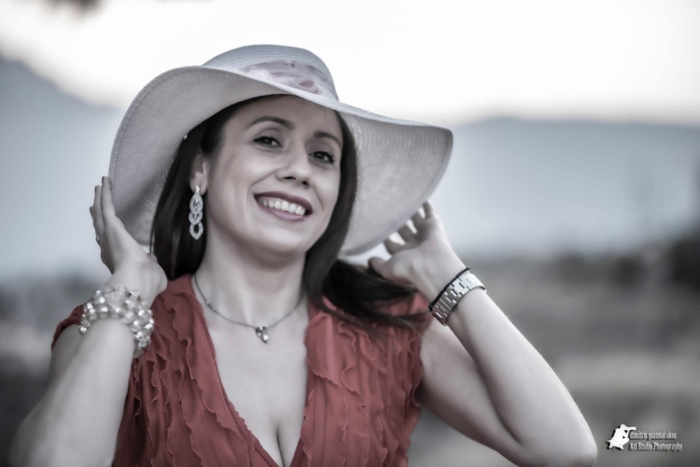 &Mu;&iota;&alpha; &Sigma;&pi;&alpha;&rho;&tau;&iota;ά&tau;&iota;&sigma;&sigma;&alpha; &zeta;&omega;&gamma;&rho;ά&phi;&omicron;&sigmaf; &delta;&iota;&epsilon;&kappa;&delta;&iota;&kappa;&epsilon;ί &delta;&iota;ά&kappa;&rho;&iota;&sigma;&eta; &sigma;&tau;&alpha; &laquo;Art Awards&ndash;European Contest&raquo;