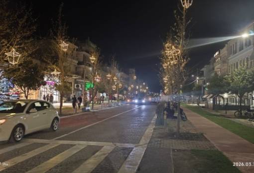 Με το θάρρος της γνώμης: Μια πόλη στολισμένη για λίγο και ξεχασμένη για πολύ