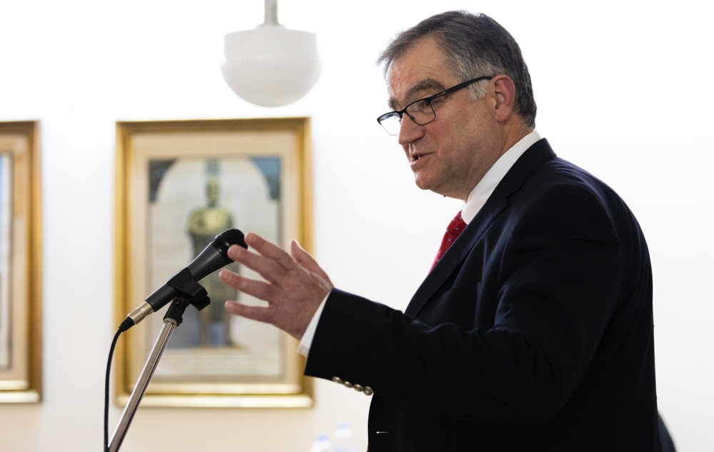 &Iota;&sigma;&chi;&upsilon;&rho;&omicron;&pi;&omicron;&iota;&epsilon;ί &tau;&omicron;&upsilon;&sigmaf; &delta;&epsilon;&sigma;&mu;&omicron;ύ&sigmaf; &tau;&omicron;&upsilon; &mu;&epsilon; &tau;&eta; &Lambda;&alpha;&kappa;&omega;&nu;ί&alpha;