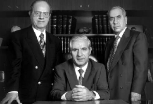 Αλησμόνητοι οι αδελφοί Γιαννακόπουλοι στη Σελλασία