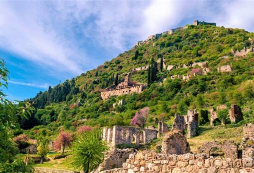 Καύσωνας: Αλλαγές στο ωράριο αρχαιολογικών χώρων σε Μυστρά, Σπάρτη και Γεράκι