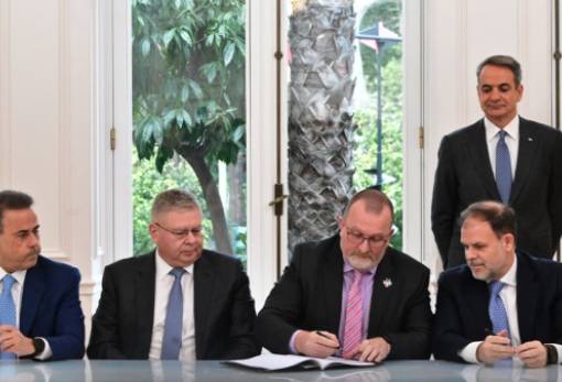 Επίσημο «ντιλ» για τους υδρογονάνθρακες νότια της Πελοποννήσου