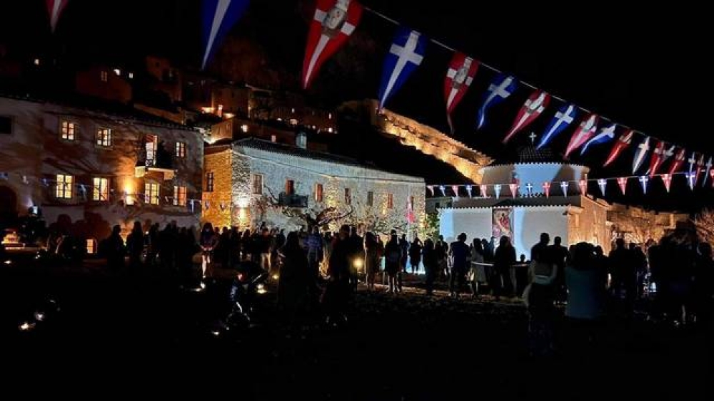 &Mu;&epsilon;&gamma;ά&lambda;&eta; &Epsilon;&beta;&delta;&omicron;&mu;ά&delta;&alpha; &sigma;&tau;&eta; &Mu;&omicron;&nu;&epsilon;&mu;&beta;&alpha;&sigma;ί&alpha;: &Omicron;&iota; ώ&rho;&epsilon;&sigmaf; &tau;&omega;&nu; &Iota;&epsilon;&rho;ώ&nu; &Alpha;&kappa;&omicron;&lambda;&omicron;&upsilon;&theta;&iota;ώ&nu; &sigma;&tau;&omicron;&upsilon;&sigmaf; &iota;&sigma;&tau;&omicron;&rho;&iota;&kappa;&omicron;ύ&sigmaf; &nu;&alpha;&omicron;ύ&sigmaf;