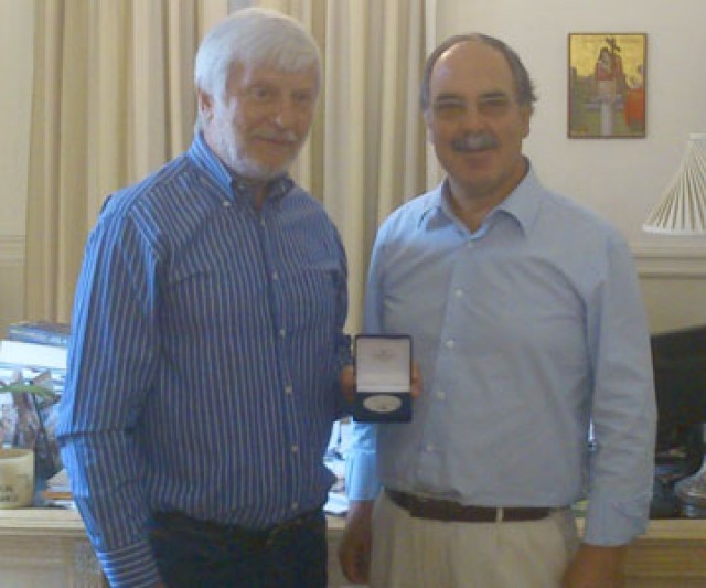 &Sigma;&tau;&omicron; &pi;&rho;ό&gamma;&rho;&alpha;&mu;&mu;&alpha; &tau;&omicron;&upsilon;&rho;&iota;&sigma;&tau;&iota;&kappa;ή&sigmaf; &pi;&rho;&omicron;&beta;&omicron;&lambda;ή&sigmaf; &tau;&alpha; &Kappa;ύ&theta;&eta;&rho;&alpha;