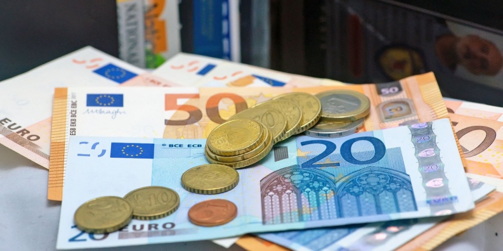 &Sigma;&upsilon;&nu;&tau;&alpha;&xi;&iota;&omicron;&delta;ό&tau;&eta;&sigma;&eta;: &Sigma;&tau;&alpha;&delta;&iota;&alpha;&kappa;ή &alpha;ύ&xi;&eta;&sigma;&eta; &omicron;&rho;ί&omega;&nu; &eta;&lambda;&iota;&kappa;ί&alpha;&sigmaf; &sigma;&tau;&omicron;&upsilon;&sigmaf; &sigma;&eta;&mu;&epsilon;&rho;&iota;&nu;&omicron;ύ&sigmaf; 55ά&rho;&eta;&delta;&epsilon;&sigmaf;