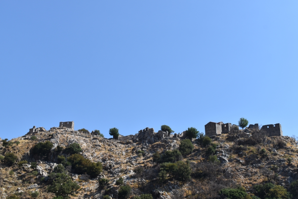 &Tau;&alpha; 198 &chi;&rho;ό&nu;&iota;&alpha; &alpha;&pi;ό &tau;&eta; &Mu;ά&chi;&eta; &tau;&omicron;&upsilon; &Pi;&omicron;&lambda;&upsilon;&alpha;&rho;ά&beta;&omicron;&upsilon;  &tau;ί&mu;&eta;&sigma;&epsilon; &omicron; &Delta;ή&mu;&omicron;&sigmaf; &Alpha;&nu;&alpha;&tau;&omicron;&lambda;&iota;&kappa;ή&sigmaf; &Mu;ά&nu;&eta;&sigmaf;