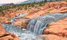 &Omicron; &laquo;&mu;&upsilon;&theta;&iota;&kappa;ό&sigmaf;&raquo; &kappa;&alpha;&tau;&alpha;&rho;&rho;ά&kappa;&tau;&eta;&sigmaf; &pi;&omicron;&upsilon; &epsilon;&mu;&phi;&alpha;&nu;ί&zeta;&epsilon;&tau;&alpha;&iota; &sigma;&pi;ά&nu;&iota;&alpha;