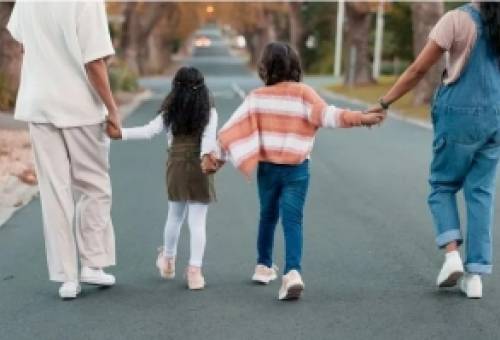 Έκτακτο επίδομα παιδιού: Μέχρι 30/6 η καταβολή των 150 ευρώ