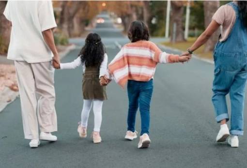 Έκτακτο επίδομα παιδιού: Μέχρι 30/6 η καταβολή των 150 ευρώ