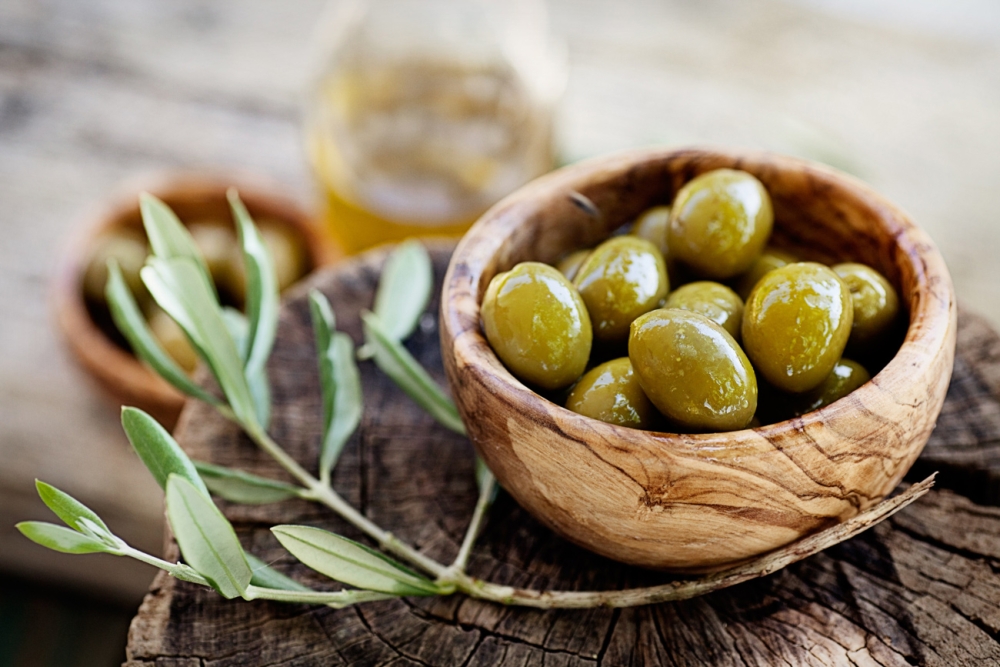 &Pi;&omicron;&iota;&epsilon;&sigmaf; &epsilon;ί&nu;&alpha;&iota; &omicron;&iota; &pi;&rho;ώ&tau;&epsilon;&sigmaf; &epsilon;&kappa;&tau;&iota;&mu;ή&sigma;&epsilon;&iota;&sigmaf; &gamma;&iota;&alpha; &tau;&eta;&nu; &epsilon;&pi;&iota;&tau;&rho;&alpha;&pi;έ&zeta;&iota;&alpha; &epsilon;&lambda;&iota;ά &gamma;&iota;&alpha; &tau;&omicron; 2025/26