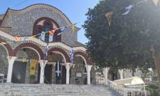 Με κατάνυξη εορτάστηκε ο πολιούχος του Βλαχιώτη Άγιος Νεκτάριος