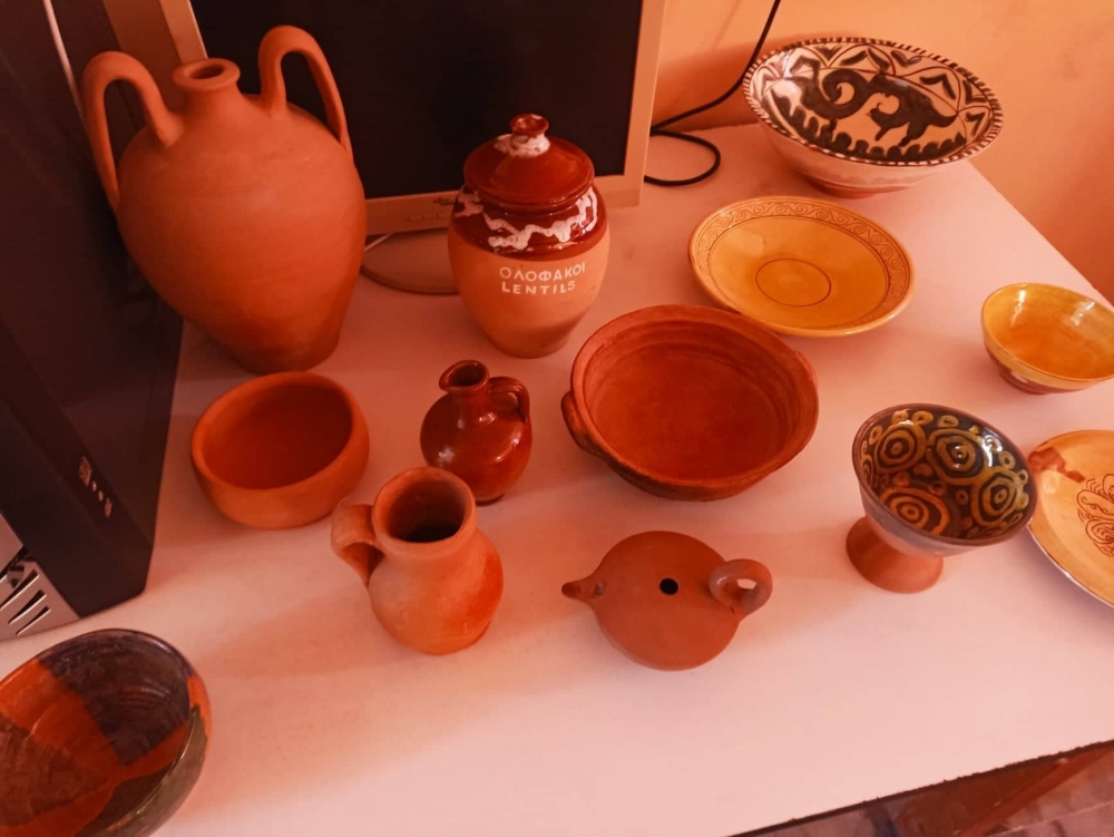 &Mu;&alpha;&theta;&eta;&tau;έ&sigmaf; &sigma;&tau;&eta; &Lambda;&alpha;&kappa;&omega;&nu;ί&alpha; &gamma;&nu;&omega;&rho;ί&zeta;&omicron;&upsilon;&nu; &tau;&eta; &zeta;&omega;ή &sigma;&tau;&omicron; &Beta;&upsilon;&zeta;ά&nu;&tau;&iota;&omicron;