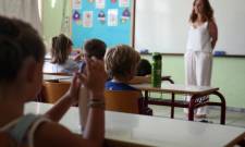 &Delta;&iota;&omicron;&rho;&iota;&sigma;&mu;&omicron;ί &epsilon;&kappa;&pi;&alpha;&iota;&delta;&epsilon;&upsilon;&tau;&iota;&kappa;ώ&nu;: &Kappa;&alpha;&mu;ί&alpha; &epsilon;&pi;&iota;&pi;&lambda;έ&omicron;&nu; &mu;&omicron;&rho;&iota;&omicron;&delta;ό&tau;&eta;&sigma;&eta; &gamma;&iota;&alpha; &tau;&omicron;&upsilon;&sigmaf; &pi;&omicron;&lambda;ύ&tau;&epsilon;&kappa;&nu;&omicron;&upsilon;&sigmaf;