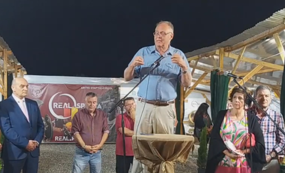 Ο Μυστράς, το «τοπικό πανηγυράκι μπουζοπούλας» και οι Γάλλοι «οικοδόμοι» που έμειναν στα… θεμέλια