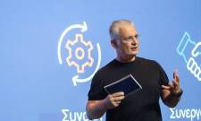 &Pi;. &Tau;&alpha;&tau;&omicron;ύ&lambda;&eta;&sigmaf;: &laquo;&Gamma;&epsilon;&nu;ί&tau;&sigma;&alpha;&rho;&omicron;&sigmaf;&raquo; &omicron; &Delta;. &Pi;&tau;&omega;&chi;ό&sigmaf;