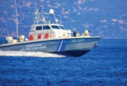 Εισροή υδάτων σε σκάφος στο Μέζαπο