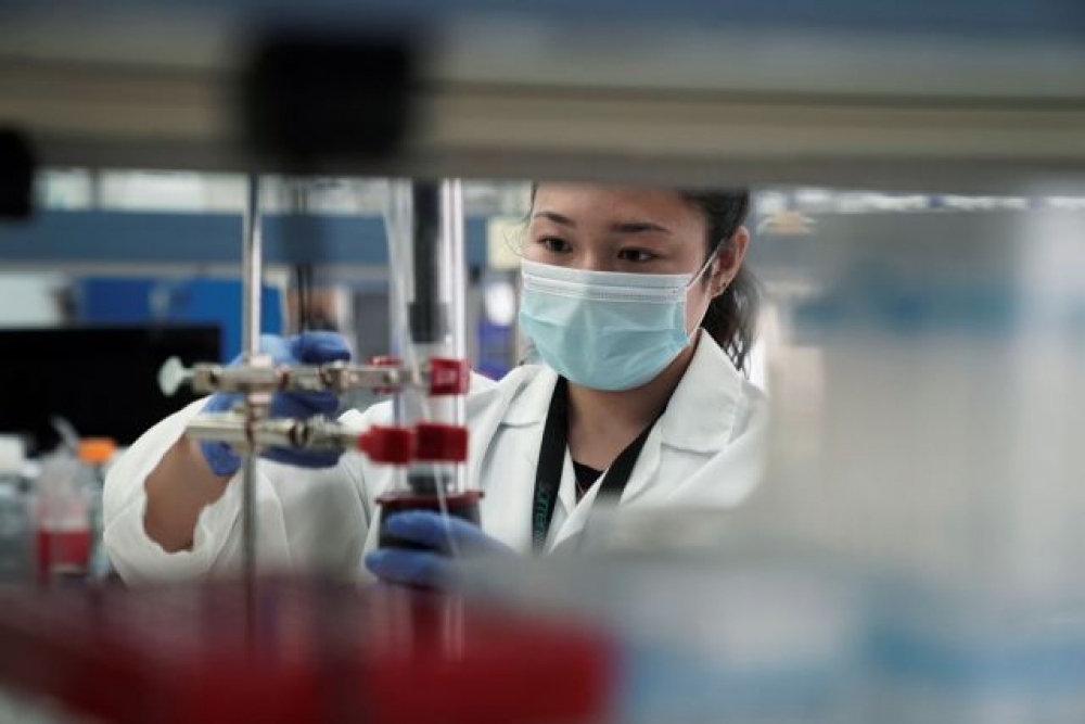 &Kappa;&omicron;&rho;&omicron;&nu;&alpha;ϊό&sigmaf;: &Pi;ό&sigma;&omicron; &epsilon;&pi;&eta;&rho;&epsilon;ά&zeta;&omicron;&upsilon;&nu; &tau;&eta; &delta;&iota;&alpha;&sigma;&pi;&omicron;&rho;ά &tau;&omicron;&upsilon; &eta; &theta;&epsilon;&rho;&mu;&omicron;&kappa;&rho;&alpha;&sigma;ί&alpha; &kappa;&alpha;&iota; &eta; &upsilon;&gamma;&rho;&alpha;&sigma;ί&alpha;