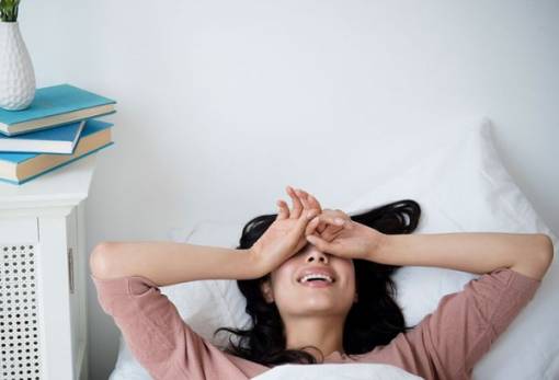 5 τρόποι να ξυπνάς πολύ γρήγορα