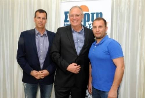 Σκληρή κριτική Καπονικολού σε Βακαλόπουλο και όχι μόνο