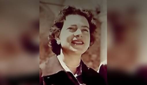 &Eta; &Pi;&nu;&epsilon;&upsilon;&mu;&alpha;&tau;&iota;&kappa;ή &Epsilon;&sigma;&tau;ί&alpha; &Sigma;&pi;ά&rho;&tau;&eta;&sigmaf; &alpha;&pi;&omicron;&chi;&alpha;&iota;&rho;&epsilon;&tau;ά &tau;&eta; &Delta;ώ&rho;&alpha; &Gamma;&epsilon;&rho;&omicron;&upsilon;&lambda;ά&kappa;&omicron;&upsilon;