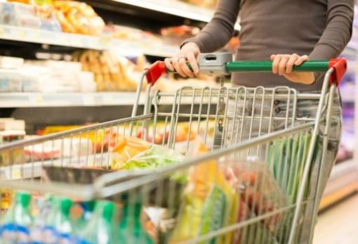 Ακρίβεια: Άνοδος των τιμών τσακίζει τα νοικοκυριά