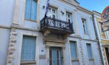 Έ&phi;&upsilon;&gamma;&epsilon;&raquo; &omicron; &pi;&rho;ώ&tau;&omicron;&sigmaf; &pi;&rho;ό&epsilon;&delta;&rho;&omicron;&sigmaf; &tau;&omicron;&upsilon; &Tau;&Epsilon;&Epsilon; &Pi;&epsilon;&lambda;&omicron;&pi;&omicron;&nu;&nu;ή&sigma;&omicron;&upsilon; &Kappa;. &Mu;&pi;&alpha;&kappa;ή&sigmaf;
