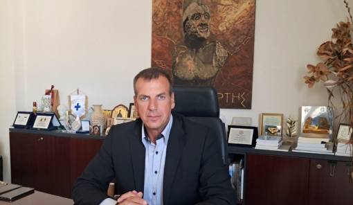 &Mu;ή&nu;&upsilon;&mu;&alpha; &Beta;&alpha;&kappa;&alpha;&lambda;ό&pi;&omicron;&upsilon;&lambda;&omicron;&upsilon; &gamma;&iota;&alpha; &tau;&alpha; 52 &chi;&rho;ό&nu;&iota;&alpha; &alpha;&pi;ό &tau;&eta;&nu; &tau;&omicron;&upsilon;&rho;&kappa;&iota;&kappa;ή &epsilon;&iota;&sigma;&beta;&omicron;&lambda;ή &kappa;&alpha;&iota; &kappa;&alpha;&tau;&omicron;&chi;ή &tau;&eta;&sigmaf; &Kappa;ύ&pi;&rho;&omicron;&upsilon;