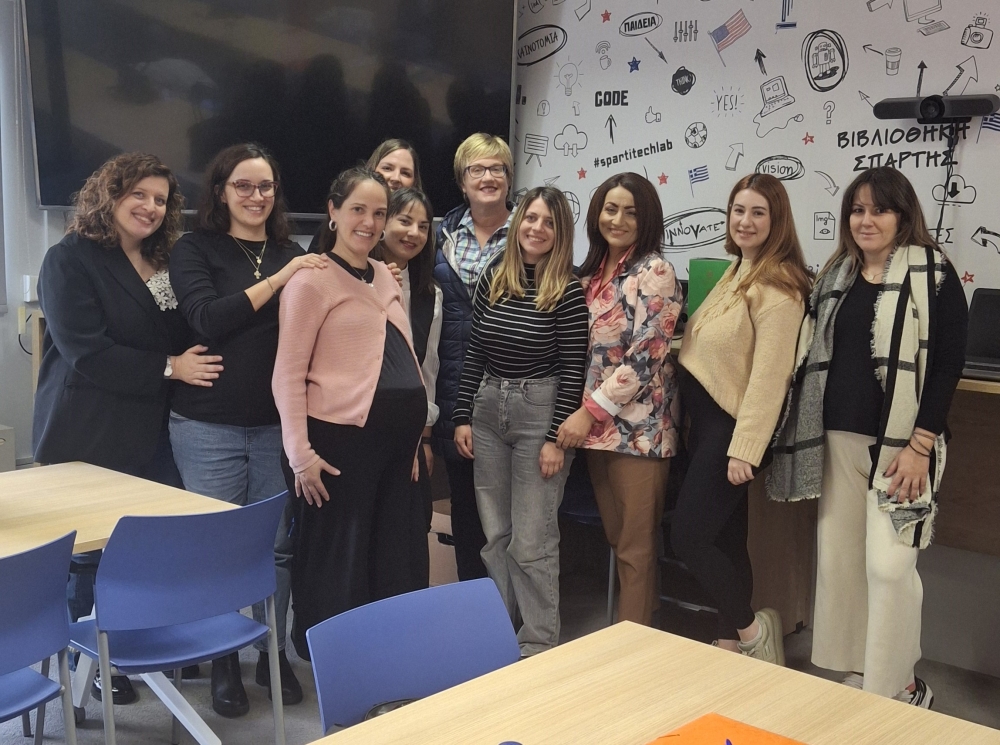 &Eta; &mu;&eta;&tau;&rho;ό&tau;&eta;&tau;&alpha; &sigma;&tau;&omicron; &epsilon;&pi;ί&kappa;&epsilon;&nu;&tau;&rho;&omicron;: &Epsilon;&nu;&eta;&mu;&epsilon;&rho;&omega;&tau;&iota;&kappa;έ&sigmaf; &sigma;&upsilon;&nu;&alpha;&nu;&tau;ή&sigma;&epsilon;&iota;&sigmaf; &mu;&epsilon; &theta;&epsilon;&tau;&iota;&kappa;ή &alpha;&pi;ή&chi;&eta;&sigma;&eta; &sigma;&tau;&eta; &Sigma;&pi;ά&rho;&tau;&eta;