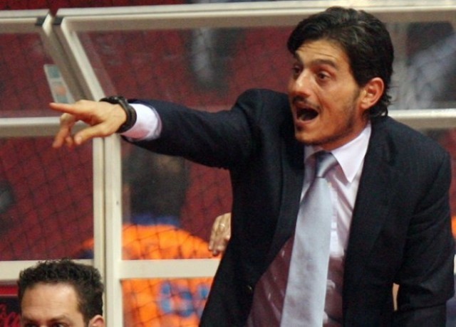 &Epsilon;&pi;&tau;ά&mu;&eta;&nu;&eta; &laquo;&kappa;&alpha;&mu;&pi;ά&nu;&alpha;&raquo; &sigma;&tau;&omicron;&nu; &Delta;. &Gamma;&iota;&alpha;&nu;&nu;&alpha;&kappa;ό&pi;&omicron;&upsilon;&lambda;&omicron;