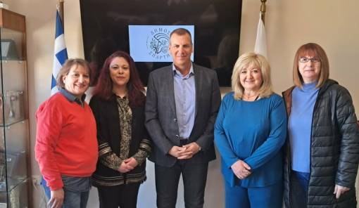 &Sigma;&epsilon; &kappa;&omicron;&iota;&nu;ό &tau;έ&mu;&pi;&omicron; &gamma;&iota;&alpha; &tau;&omicron;&nu; &pi;&omicron;&lambda;&iota;&tau;&iota;&sigma;&mu;ό: &Sigma;&upsilon;&nu;ά&nu;&tau;&eta;&sigma;&eta; &delta;&eta;&mu;ά&rho;&chi;&omicron;&upsilon; &Sigma;&pi;ά&rho;&tau;&eta;&sigmaf; &mu;&epsilon; &tau;&omicron; &nu;έ&omicron; &Delta;&Sigma; &tau;&omicron;&upsilon; &Mu;&omicron;&upsilon;&sigma;&iota;&kappa;&omicron;ύ &Omicron;&mu;ί&lambda;&omicron;&upsilon; &Sigma;&pi;ά&rho;&tau;&eta;&sigmaf;