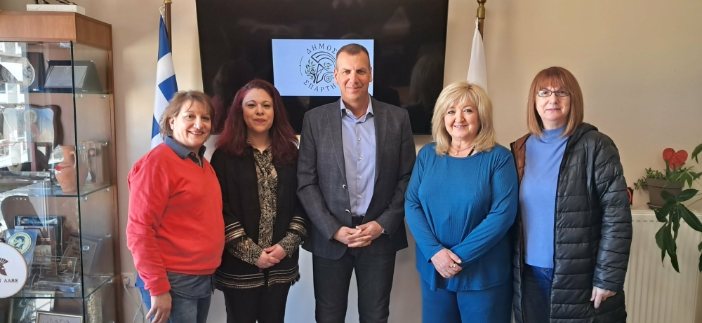 &Sigma;&epsilon; &kappa;&omicron;&iota;&nu;ό &tau;έ&mu;&pi;&omicron; &gamma;&iota;&alpha; &tau;&omicron;&nu; &pi;&omicron;&lambda;&iota;&tau;&iota;&sigma;&mu;ό: &Sigma;&upsilon;&nu;ά&nu;&tau;&eta;&sigma;&eta; &delta;&eta;&mu;ά&rho;&chi;&omicron;&upsilon; &Sigma;&pi;ά&rho;&tau;&eta;&sigmaf; &mu;&epsilon; &tau;&omicron; &nu;έ&omicron; &Delta;&Sigma; &tau;&omicron;&upsilon; &Mu;&omicron;&upsilon;&sigma;&iota;&kappa;&omicron;ύ &Omicron;&mu;ί&lambda;&omicron;&upsilon; &Sigma;&pi;ά&rho;&tau;&eta;&sigmaf;