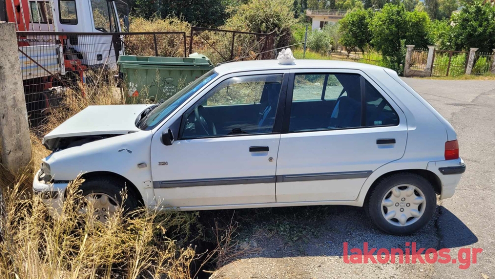 &Alpha;&upsilon;&tau;&omicron;&kappa;ί&nu;&eta;&tau;&alpha; &laquo;&kappa;&alpha;&rho;&phi;ώ&theta;&eta;&kappa;&alpha;&nu;&raquo; &sigma;&epsilon; &mu;ά&nu;&tau;&rho;&epsilon;&sigmaf; έ&xi;&omega; &alpha;&pi;ό &tau;&eta; &Sigma;&pi;ά&rho;&tau;&eta; (&Phi;&Omega;&Tau;&Omicron;)