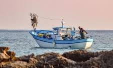 &Sigma;&tau;&alpha; 40 &lambda;&epsilon;&pi;&tau;ά &eta; &epsilon;&pi;&iota;&delta;ό&tau;&eta;&sigma;&eta; &alpha;&lambda;&iota;&epsilon;&upsilon;&tau;&iota;&kappa;&omicron;ύ &pi;&epsilon;&tau;&rho;&epsilon;&lambda;&alpha;ί&omicron;&upsilon; &gamma;&iota;&alpha; &tau;&omicron; &delta;&iota;ά&sigma;&tau;&eta;&mu;&alpha; &Sigma;&epsilon;&pi;&tau;&epsilon;&mu;&beta;&rho;ί&omicron;&upsilon;-&Omicron;&kappa;&tau;&omega;&beta;&rho;ί&omicron;&upsilon;
