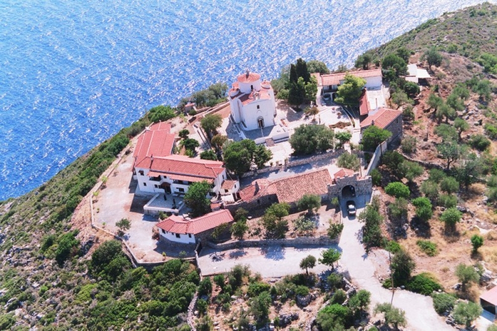 &Pi;&rho;&omicron;&sigma;&kappa;&upsilon;&nu;&eta;&mu;&alpha;&tau;&iota;&kappa;ή &epsilon;&kappa;&delta;&rho;&omicron;&mu;ή &sigma;&tau;&omicron;&nu; &Gamma;έ&rho;&alpha;&kappa;&alpha; &mu;&epsilon; &tau;&omicron;&nu; Ά&gamma;&iota;&omicron; &Sigma;&pi;&upsilon;&rho;ί&delta;&omega;&nu;&alpha; &Sigma;&pi;ά&rho;&tau;&eta;&sigmaf;