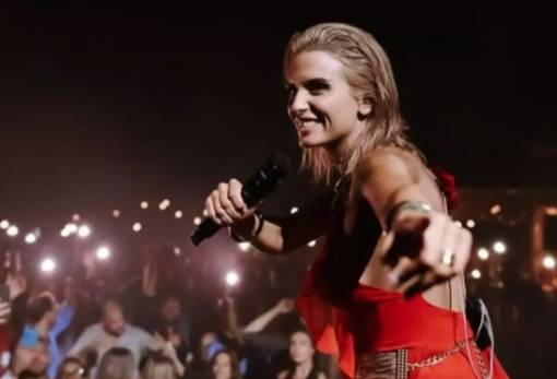 Μεταφέρθηκε για τη Δευτέρα 1/9 η συναυλία Λιόλιου στο Γύθειο