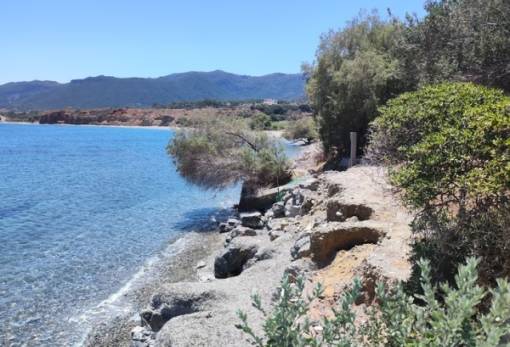 Αναβλήθηκε στο ΠΣ Πελοποννήσου η συζήτηση για τη διάβρωση στον Ξιφιά