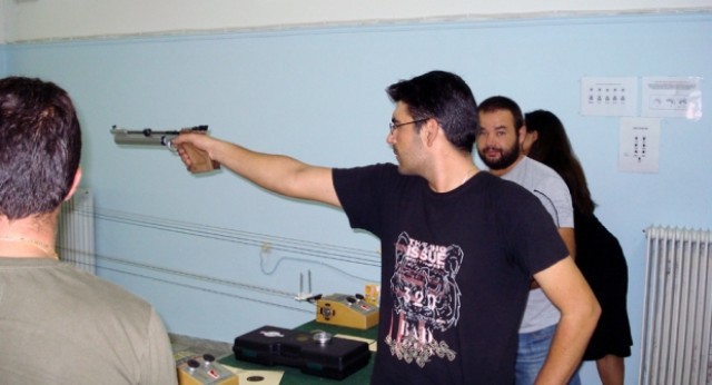 &Alpha;&gamma;ώ&nu;&epsilon;&sigmaf; &alpha;&epsilon;&rho;&omicron;&beta;ό&lambda;&omega;&nu; ό&pi;&lambda;&omega;&nu; &tau;&omicron;&upsilon; &laquo;&Lambda;&epsilon;&omega;&nu;ί&delta;&alpha;&raquo;