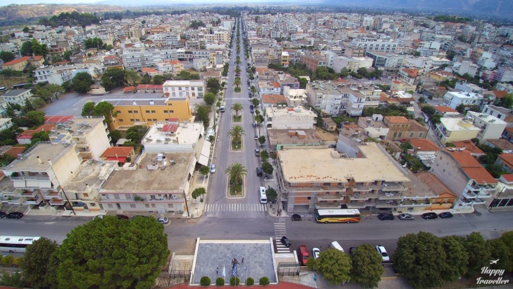 &Tau;&omicron; &delta;&iota;&kappa;ό &sigma;&alpha;&sigmaf; &sigma;&chi;ό&lambda;&iota;&omicron;: &Gamma;&iota;&alpha;&tau;ί &eta; &Sigma;&pi;ά&rho;&tau;&eta; &delta;&epsilon;&nu; &pi;ά&epsilon;&iota; &mu;&pi;&rho;&omicron;&sigma;&tau;ά;