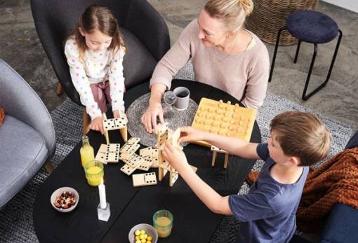 Πως να απασχολήσουμε δημιουργικά τα παιδιά μας μέσα στο σπίτι