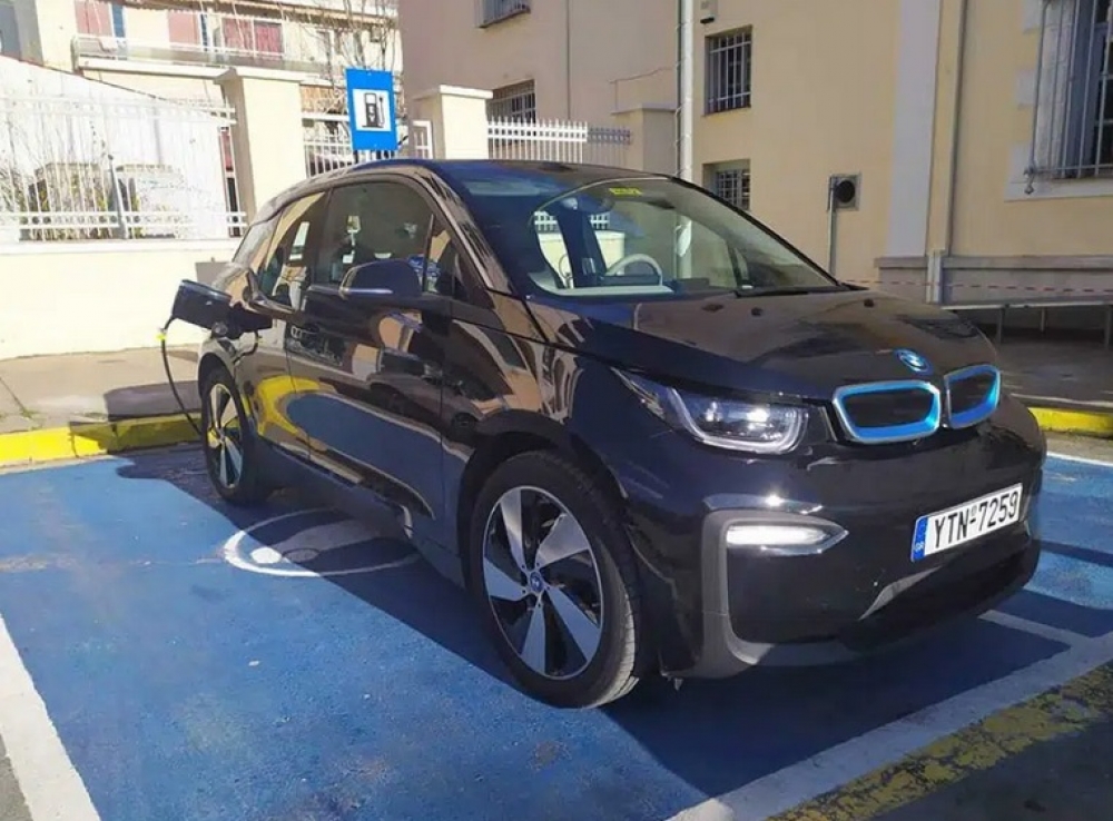 &Tau;&rho;ί&tau;&eta; &pi;&alpha;&nu;&epsilon;&lambda;&lambda;&alpha;&delta;&iota;&kappa;ά &eta; &Pi;&epsilon;&lambda;&omicron;&pi;ό&nu;&nu;&eta;&sigma;&omicron;&sigmaf; &sigma;&tau;&alpha; &delta;ί&kappa;&tau;&upsilon;&alpha; &phi;&omicron;&rho;&tau;&iota;&sigma;&tau;ώ&nu; &eta;&lambda;&epsilon;&kappa;&tau;&rho;&iota;&kappa;ώ&nu; &omicron;&chi;&eta;&mu;ά&tau;&omega;&nu;