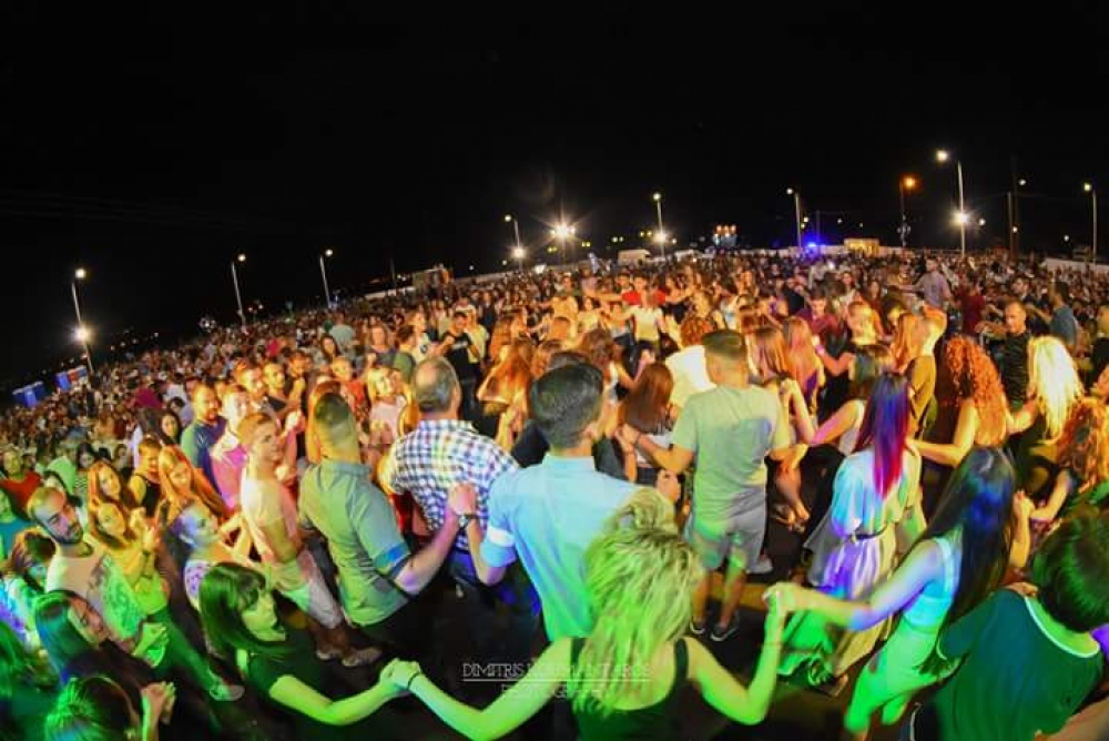 Γλέντησαν μέχρι πρωίας στο μεγάλο πανηγύρι του Αφυσσού! (ΦΩΤΟ)