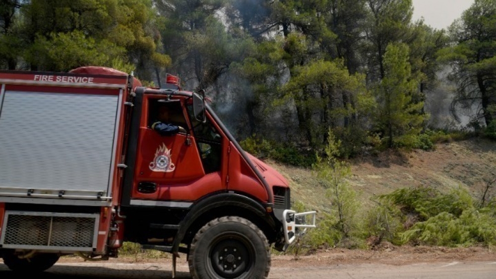 &Pi;&omicron;&lambda;ύ &upsilon;&psi;&eta;&lambda;ό&sigmaf; &kappa;&alpha;&iota; &sigma;ή&mu;&epsilon;&rho;&alpha; &omicron; &kappa;ί&nu;&delta;&upsilon;&nu;&omicron;&sigmaf; &phi;&omega;&tau;&iota;ά&sigmaf; &sigma;&tau;&eta; &Lambda;&alpha;&kappa;&omega;&nu;ί&alpha;