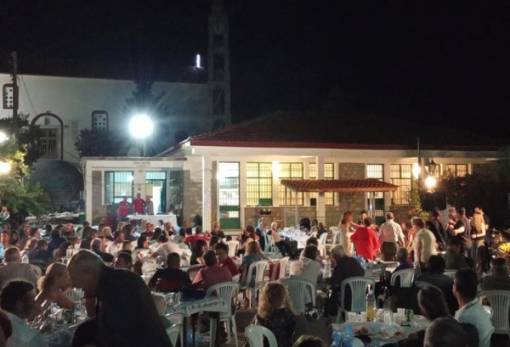 Γλέντι σε παραδοσιακά-λαϊκά μονοπάτια στη Λογγάστρα