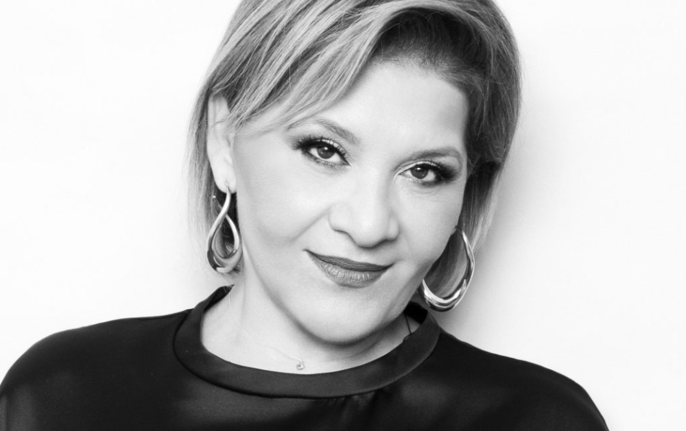 Έ&nu;&alpha; &mu;&omicron;&upsilon;&sigma;&iota;&kappa;ό &tau;&alpha;&xi;ί&delta;&iota; &mu;&epsilon; &tau;&eta; &Gamma;&iota;ώ&tau;&alpha; &Nu;έ&gamma;&kappa;&alpha; &kappa;ά&tau;&omega; &alpha;&pi;ό &tau;&alpha; &alpha;&sigma;&tau;έ&rho;&iota;&alpha; &tau;&eta;&sigmaf; &Beta;&alpha;&mu;&beta;&alpha;&kappa;&omicron;ύ&sigmaf;