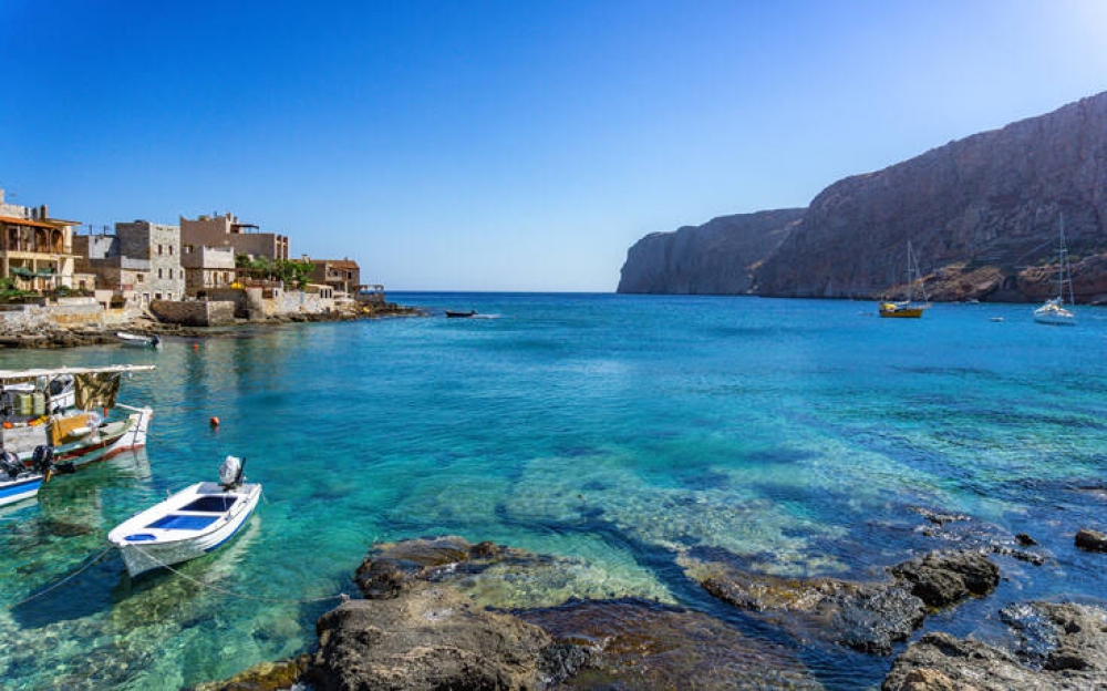 &Sigma;&upsilon;&zeta;ή&tau;&eta;&sigma;&eta; &gamma;&iota;&alpha; &tau;&eta;&nu; &tau;&omicron;&upsilon;&rho;&iota;&sigma;&tau;&iota;&kappa;ή &alpha;&nu;ά&pi;&tau;&upsilon;&xi;&eta; &tau;&eta;&sigmaf; &Lambda;&alpha;&kappa;&omega;&nu;ί&alpha;&sigmaf;