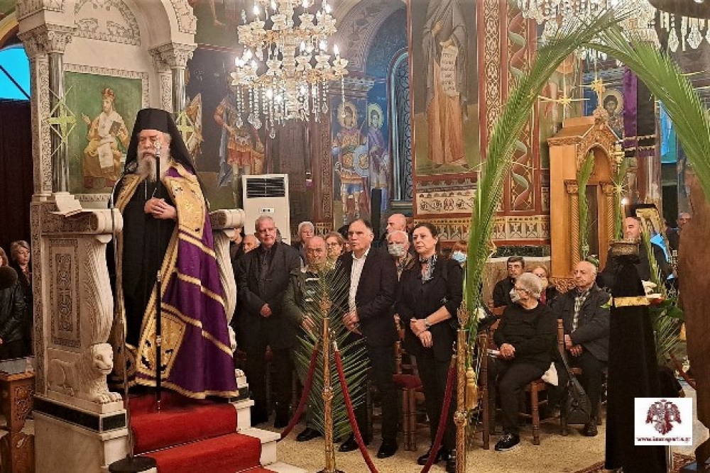 &Eta; &alpha;&kappa;&omicron;&lambda;&omicron;&upsilon;&theta;ί&alpha; &tau;&omicron;&upsilon; &Nu;&upsilon;&mu;&phi;ί&omicron;&upsilon; &sigma;&tau;&eta; &Nu;&epsilon;ά&pi;&omicron;&lambda;&eta;