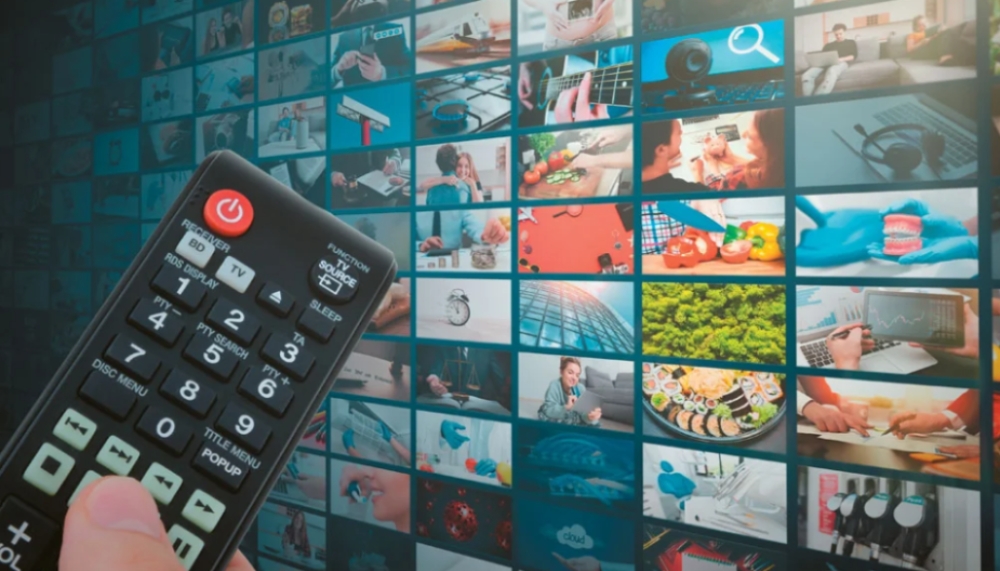 &Mu;&alpha;&nu;&iota;ά&tau;&eta;&sigmaf; &sigma;&epsilon; &laquo;&pi;&epsilon;&iota;&rho;&alpha;&tau;&epsilon;ί&alpha;&raquo; &sigma;&upsilon;&nu;&delta;&rho;&omicron;&mu;&eta;&tau;&iota;&kappa;ή&sigmaf; &tau;&eta;&lambda;&epsilon;ό&rho;&alpha;&sigma;&eta;&sigmaf; &sigma;&tau;&omicron;&nu; &Pi;&epsilon;&iota;&rho;&alpha;&iota;ά