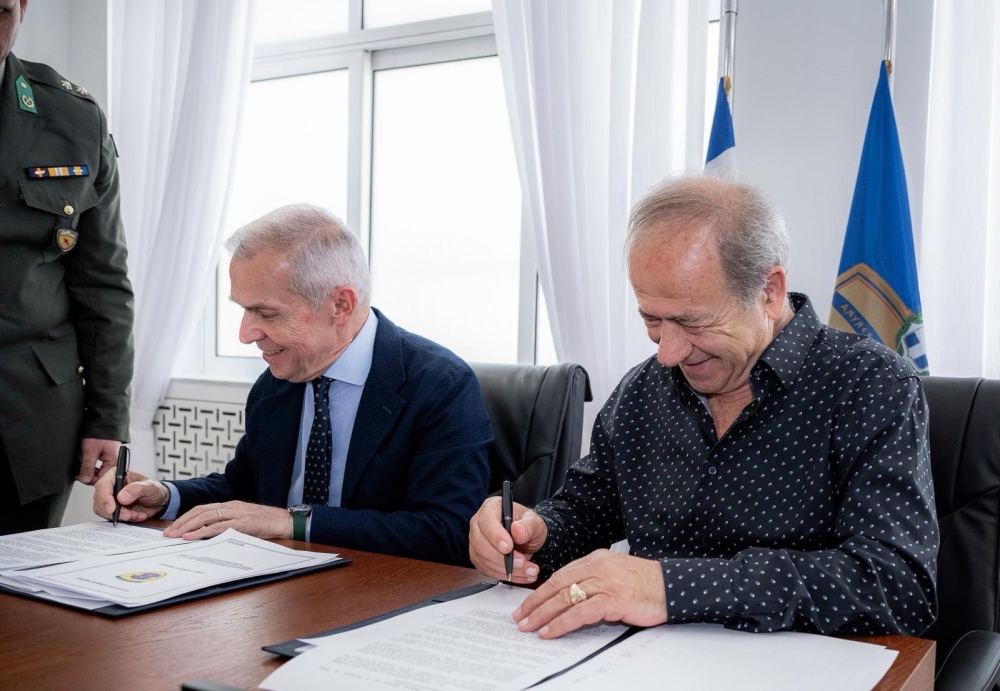 &Kappa;&alpha;&iota; &mu;&epsilon; &tau;&eta; &laquo;&beta;&omicron;ύ&lambda;&alpha;&raquo; &sigma;&tau;&omicron;&nu; &Delta;ή&mu;&omicron; &Alpha;&nu;&alpha;&tau;. &Mu;ά&nu;&eta;&sigmaf; &tau;&mu;ή&mu;&alpha; &tau;&omicron;&upsilon; &Sigma;&tau;&rho;&alpha;&tau;&omicron;&pi;έ&delta;&omicron;&upsilon; &laquo;&Mu;&alpha;&nu;&tau;&omicron;ύ&beta;&alpha;&lambda;&omicron;&upsilon;&raquo;